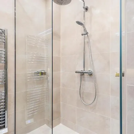 Apartment Luxury Louvre Ii