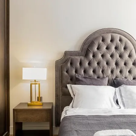 Luxury Louvre Ii * 파리