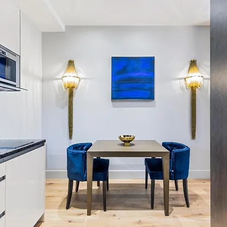 아파트 Luxury Louvre Ii