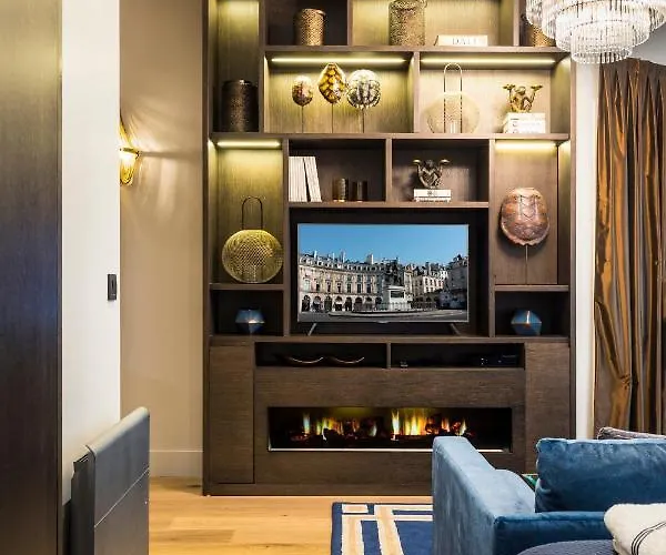 Апартаменты Luxury Louvre Ii